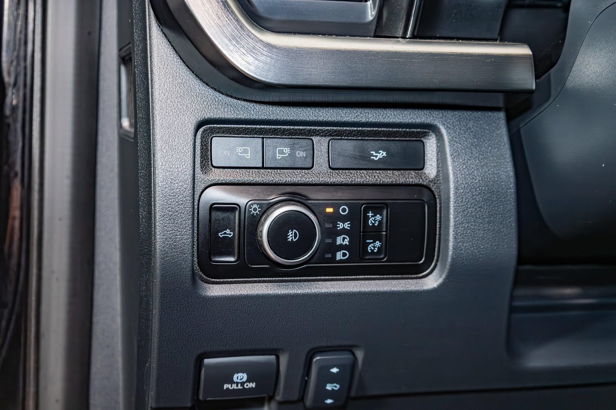 Used 2024 Ford F250 Lariat w/ Lariat Ultimate Package AWD/4WD image 17