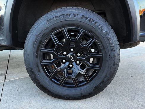 Used 2024 Chevrolet Colorado Trail Boss w/ Advanced Trailering Package image 41