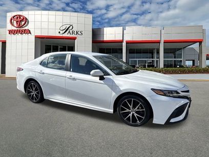 Used 2023 Toyota Camry SE