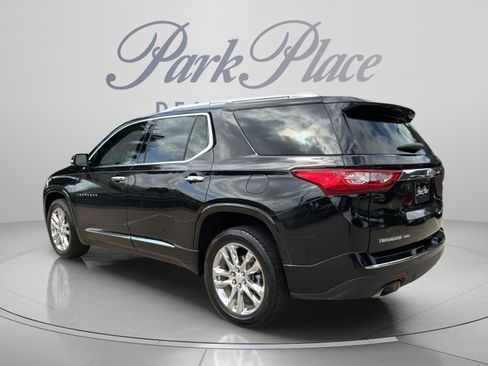 Used 2018 Chevrolet Traverse High Country AWD/4WD image 3