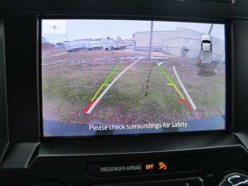 Used 2020 Ford F150 Lariat image 36