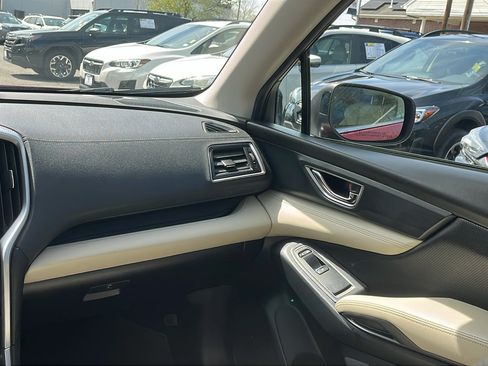 Used 2019 Subaru Ascent Limited AWD/4WD image 25