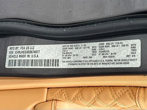 New 2025 Jeep Grand Cherokee Summit image 40