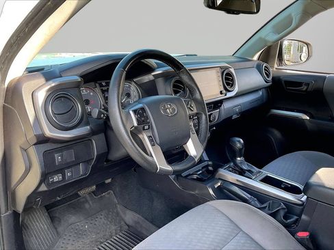 Used 2023 Toyota Tacoma SR5 w/ Technology Package AWD/4WD image 18