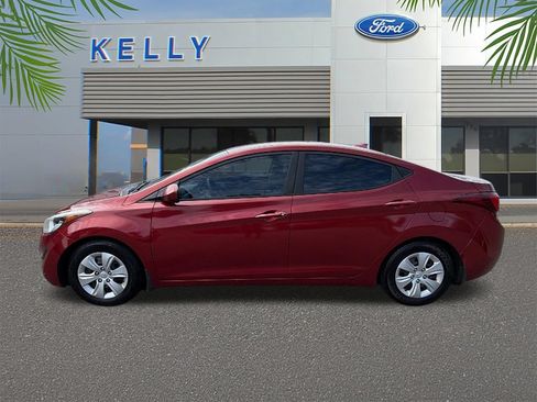 Used 2016 Hyundai Elantra SE FWD image 2