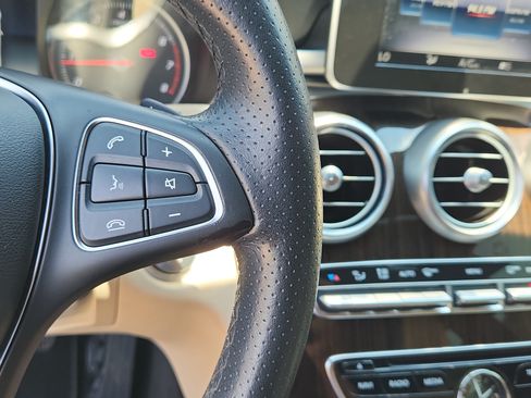 Used 2018 Mercedes-Benz C 300 4MATIC Sedan image 22