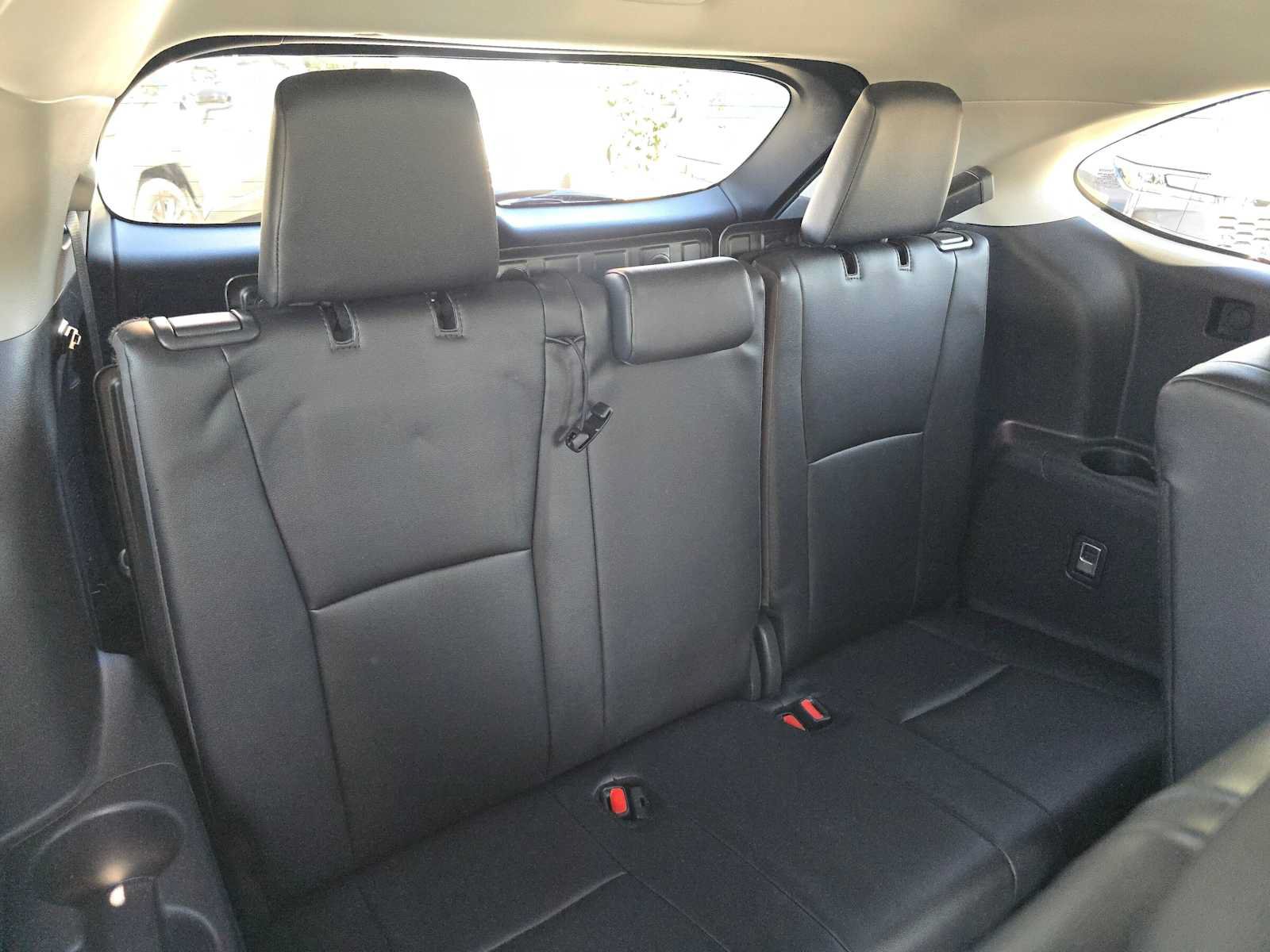 Certified 2025 Toyota Highlander XLE AWD/4WD image 13