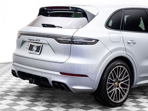 Used 2021 Porsche Cayenne GTS image 33