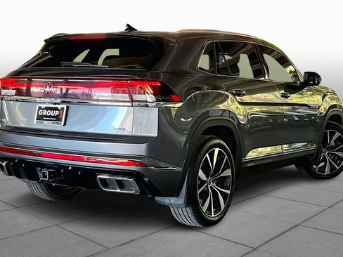 Used 2024 Volkswagen Atlas Cross Sport SEL Premium R-Line image 12