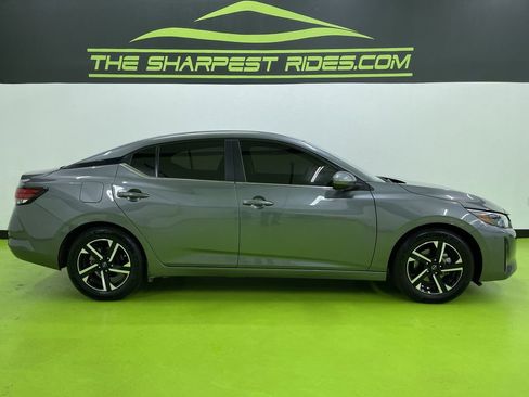 Used 2024 Nissan Sentra SV image 11