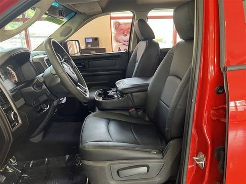 Used 2019 RAM 1500 Express image 10