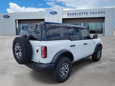New 2025 Ford Bronco Badlands AWD/4WD image 4