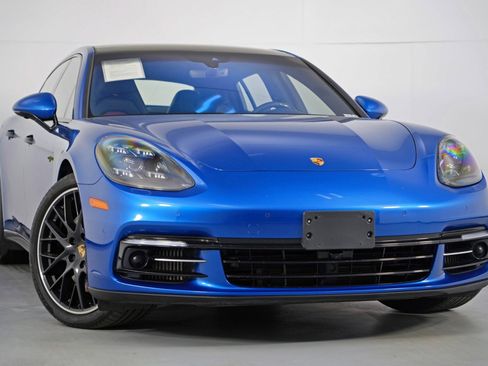 Used 2019 Porsche Panamera 4 Executive w/ Premium Package Plus image 4
