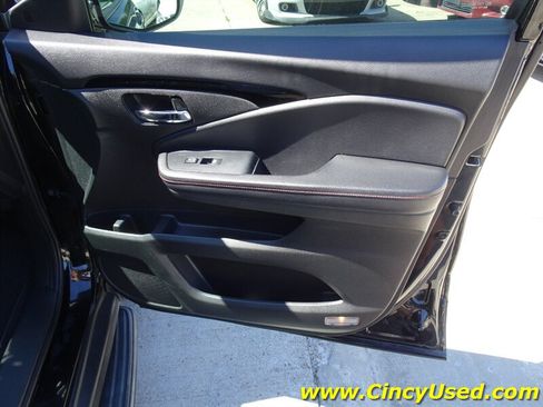 Used 2020 Honda Pilot Black Edition image 31