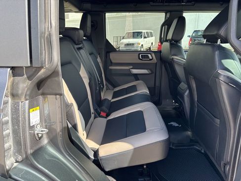 Used 2023 Ford Bronco Wildtrak AWD/4WD image 22