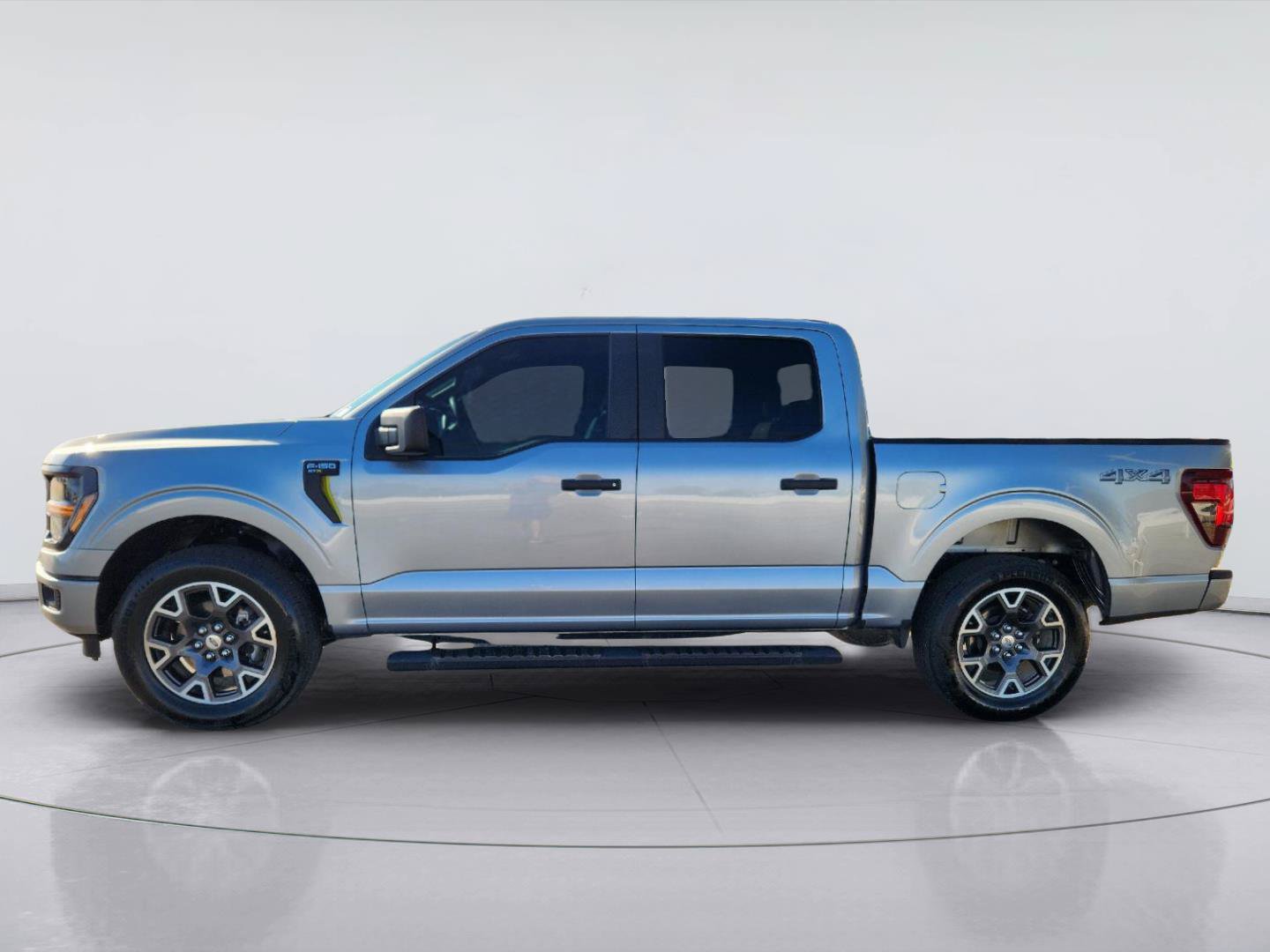 Used 2025 Ford F150 STX w/ Equipment Group 200A AWD/4WD image 4