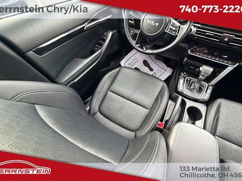 Used 2023 Kia Seltos EX AWD/4WD image 12