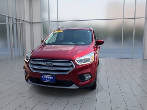 Used 2018 Ford Escape SEL FWD image 3