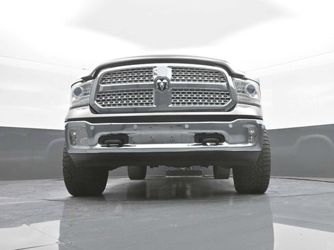 Used 2017 RAM 1500 Laramie w/ Convenience Group AWD/4WD image 35
