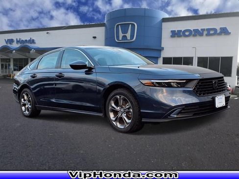 Used 2024 Honda Accord EX image 1