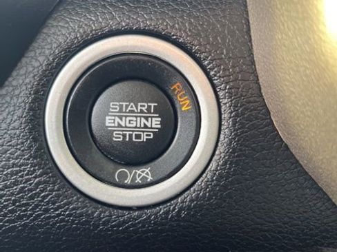 Used 2024 RAM 2500 Laramie image 18