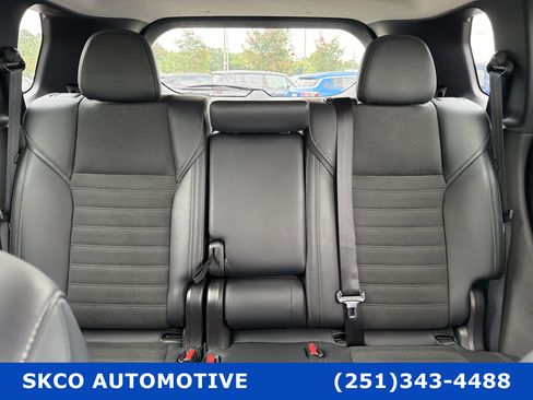 Used 2025 Mitsubishi Outlander SE FWD image 27