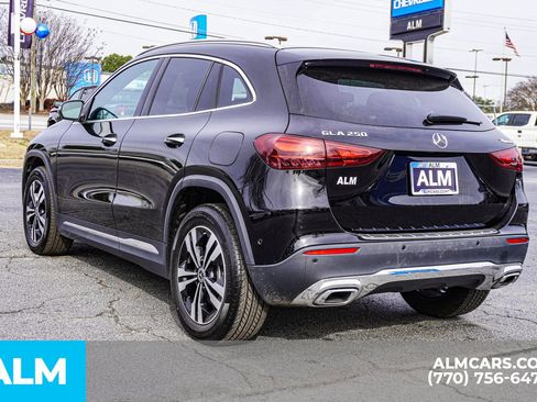 Used 2025 Mercedes-Benz GLA 250 GLA 250 image 8