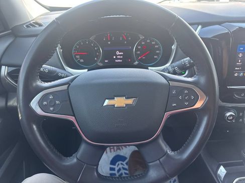 Used 2020 Chevrolet Traverse LT FWD image 18