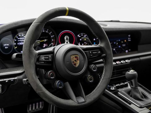Used 2025 Porsche 911 GT3 RS RWD image 21