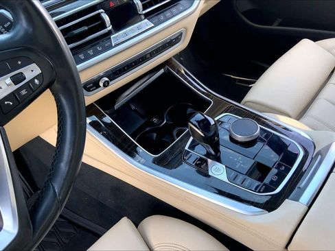 Used 2019 BMW X5 xDrive40i w/ Premium Package 2 AWD/4WD image 30