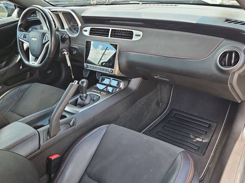 Used 2012 Chevrolet Camaro ZL1 RWD image 15