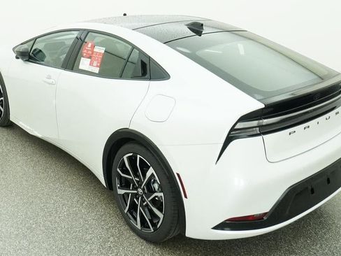 New 2027 Toyota Prius Plug-In Hybrid w/ Limited Premium Package FWD image 5