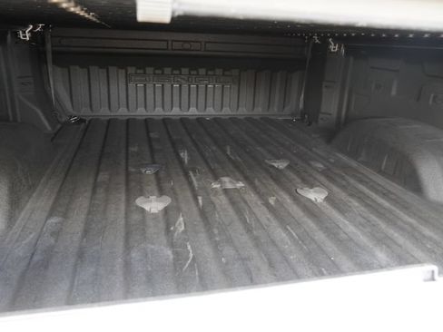 Used 2024 GMC Sierra 2500 Denali Ultimate AWD/4WD image 13