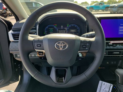 New 2026 Toyota Camry XLE FWD image 21