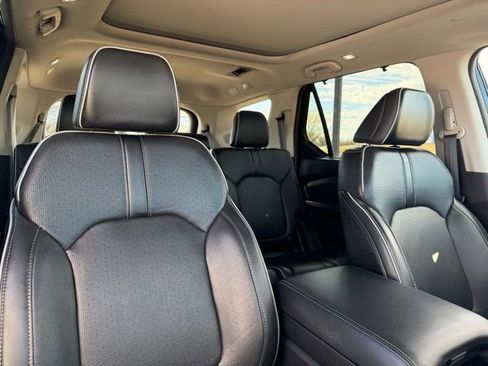 Used 2023 Honda Pilot Elite image 11