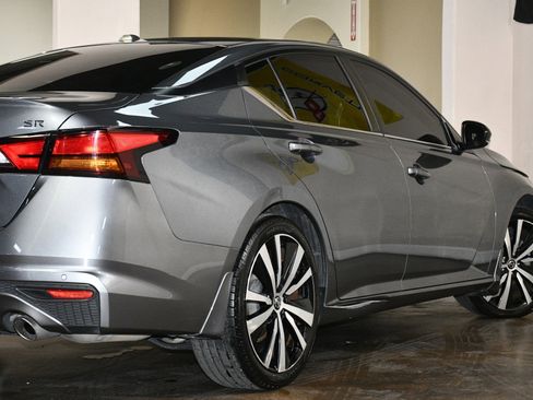 Used 2020 Nissan Altima 2.5 SR w/ Premium Package FWD image 56