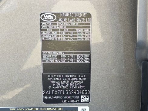Used 2025 Land Rover Defender 110 X AWD/4WD image 36