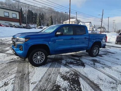 Used 2023 Chevrolet Colorado LT w/ LT Convenience Package II image 5