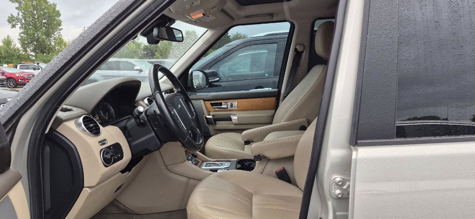Used 2014 Land Rover LR4 HSE AWD/4WD image 5