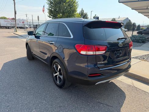 Used 2018 Kia Sorento EX AWD/4WD image 2
