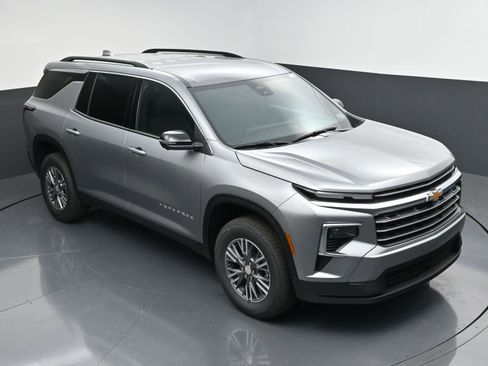 New 2026 Chevrolet Traverse LT w/ Driver Confidence Package FWD image 48