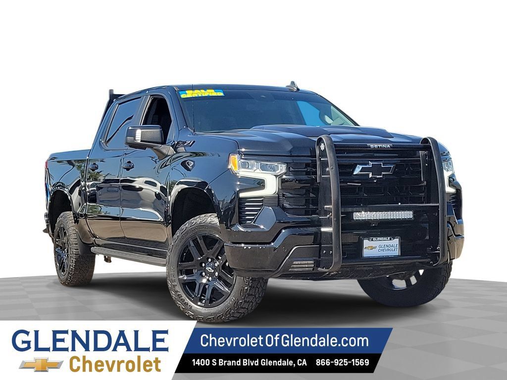 Used 2024 Chevrolet Silverado 1500 LT Trail Boss w/ LT Trail Boss Premium Package AWD/4WD image 1