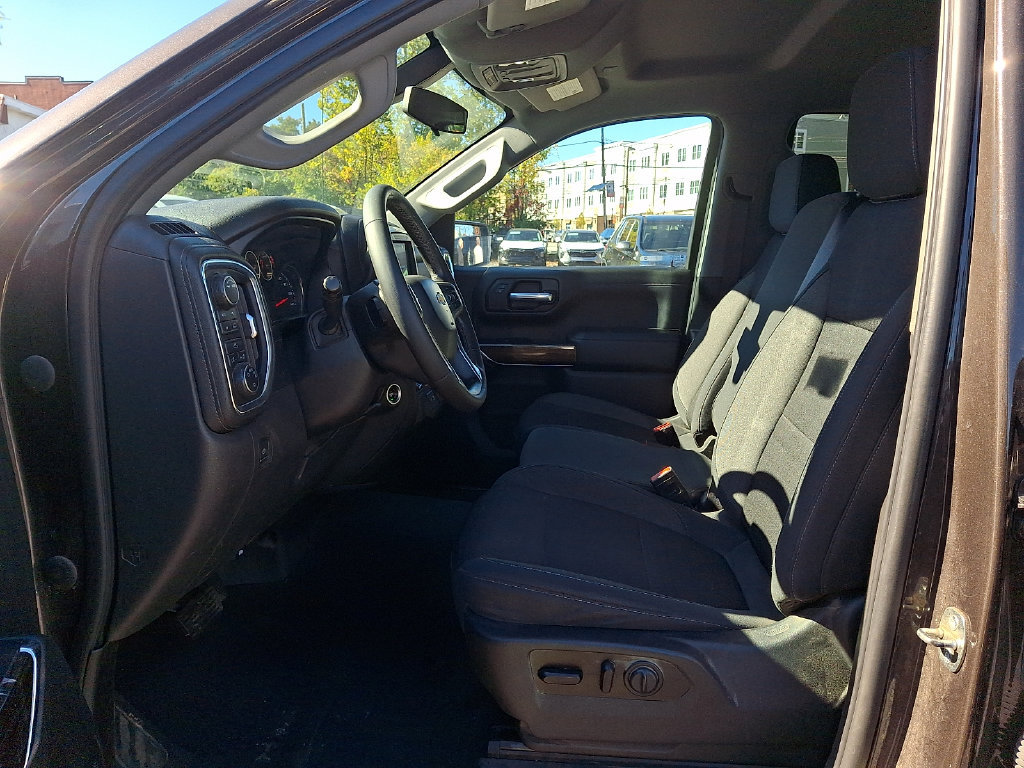 Used 2021 Chevrolet Silverado 1500 LT AWD/4WD image 13