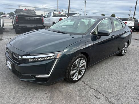 Used 2018 Honda Clarity Plug-In Hybrid image 3