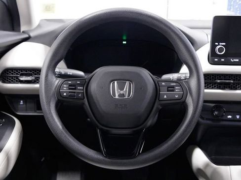 Certified 2023 Honda HR-V LX image 16