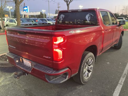 Used 2021 Chevrolet Silverado 1500 RST w/ Safety Package AWD/4WD image 4