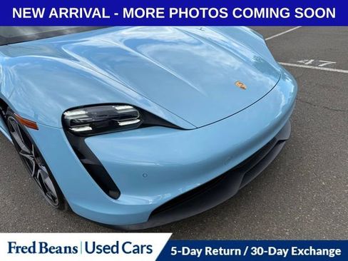 Used 2024 Porsche Taycan image 14