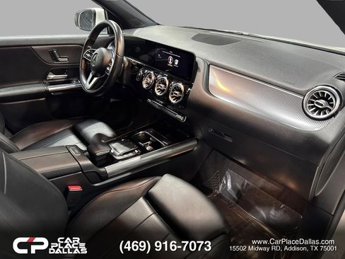 Used 2021 Mercedes-Benz GLA 250 w/ Premium Package image 24