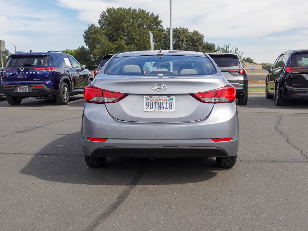 Used 2016 Hyundai Elantra SE FWD image 7