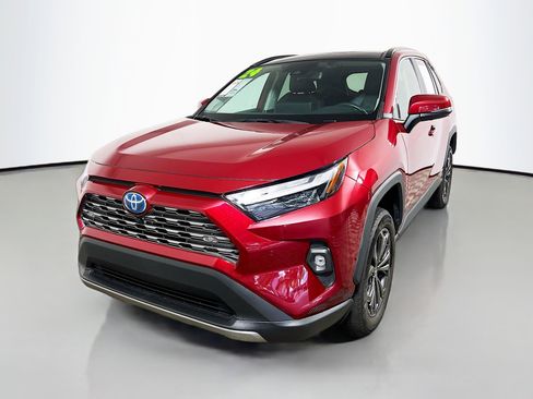 Used 2024 Toyota RAV4 Limited image 10